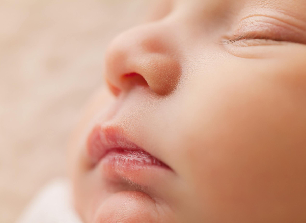 baby-massage_kabeyama
